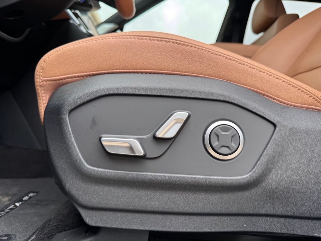 New 2026 Hyundai Santa Fe Limited FWD image 10