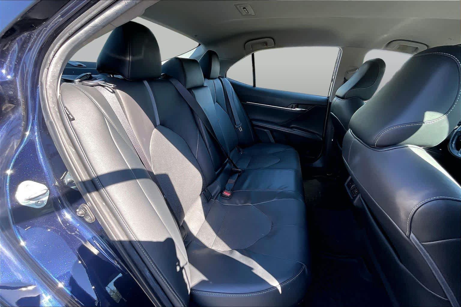 Used 2021 Toyota Camry XSE FWD image 19