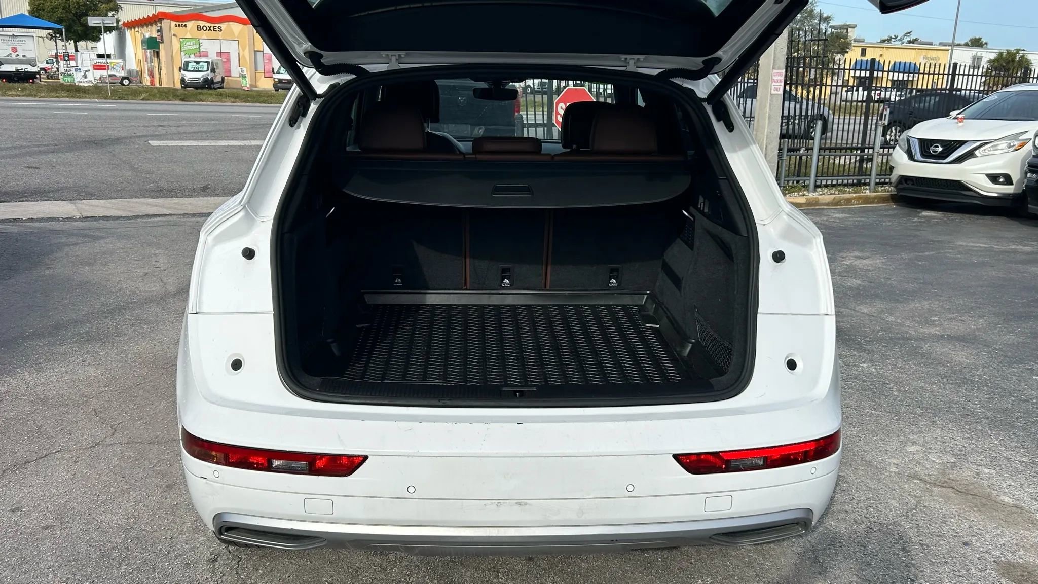 Used 2018 Audi Q5 2.0T Premium Plus w/ Premium Plus Package image 9