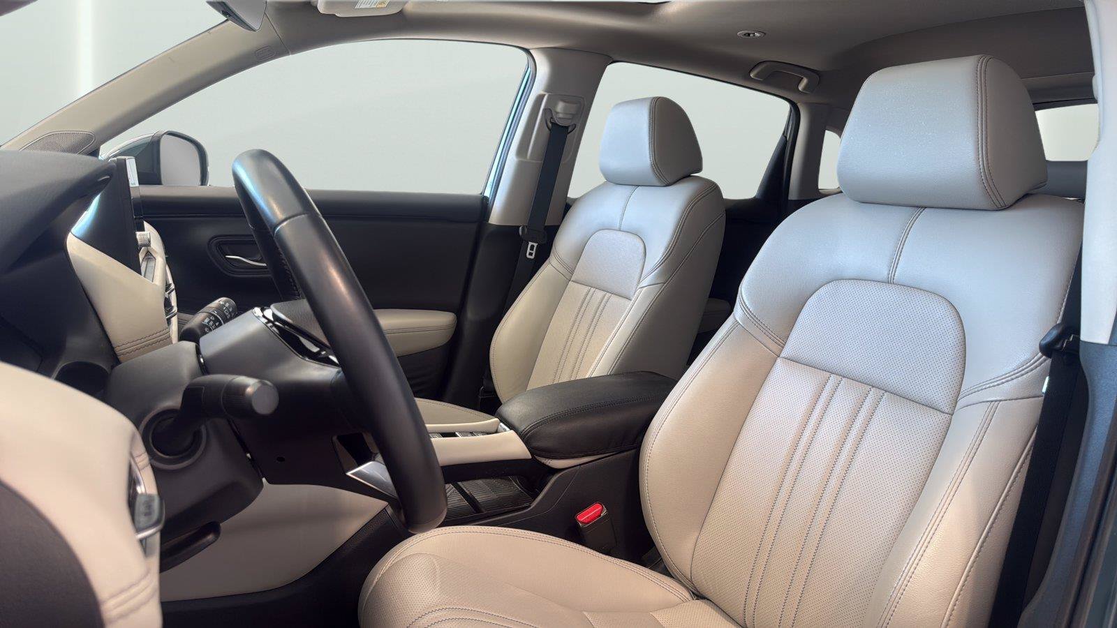 Used 2026 Honda HR-V EX-L image 10