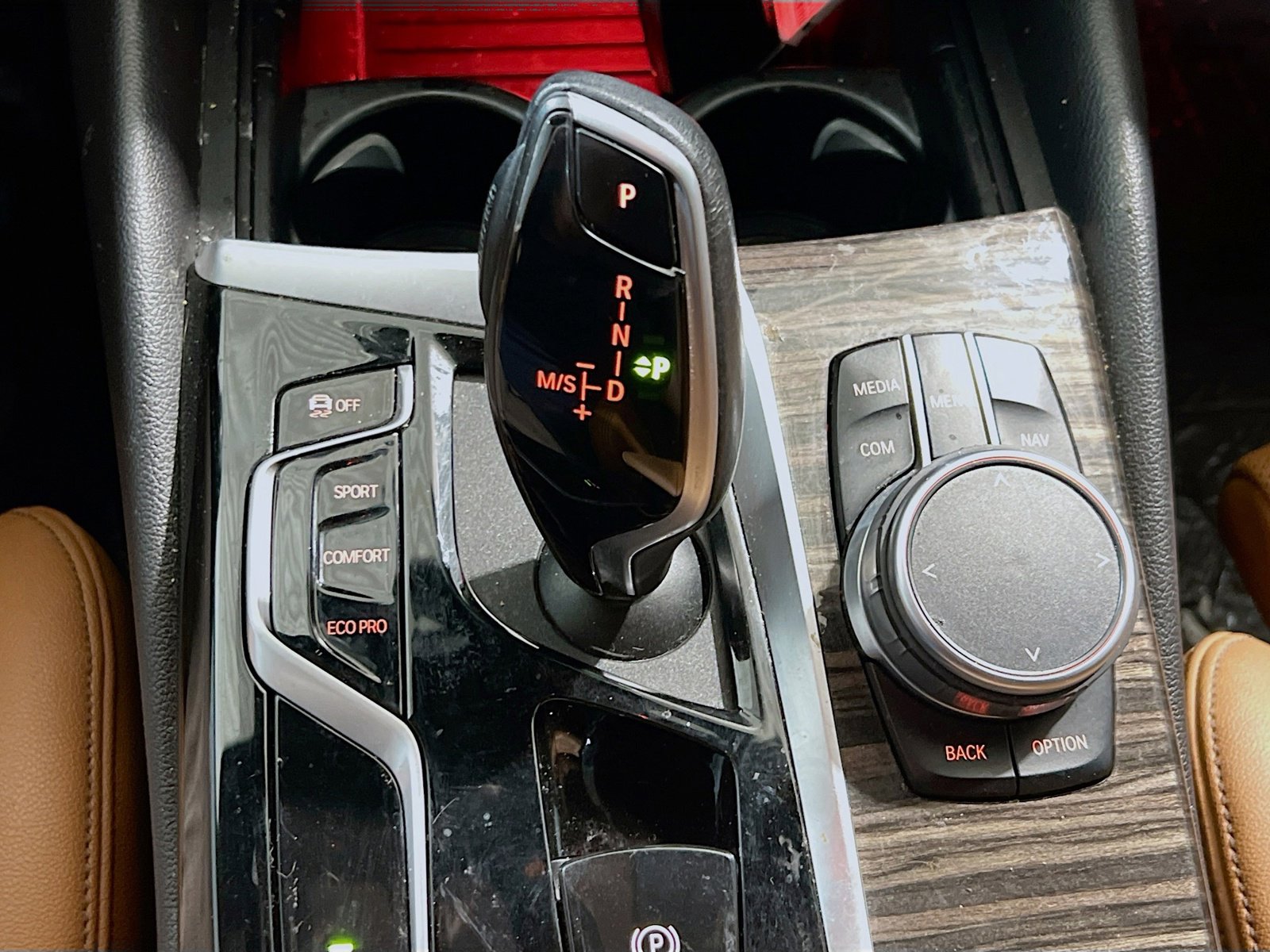 Used 2022 BMW 530i w/ Convenience Package image 13