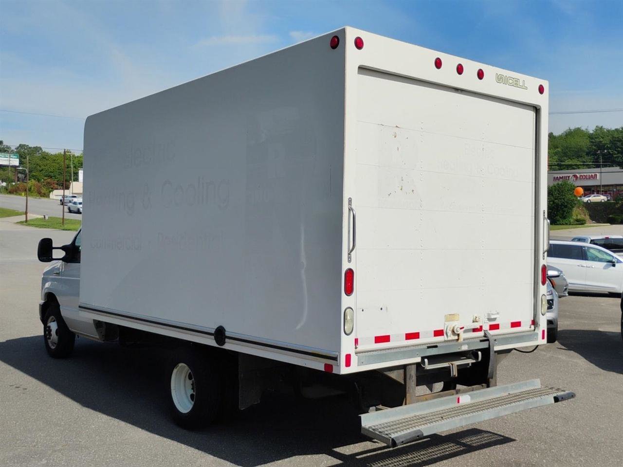 Used 2019 Ford E-350 and Econoline 350 Super Duty w/ Power Windows & Locks Group RWD image 7