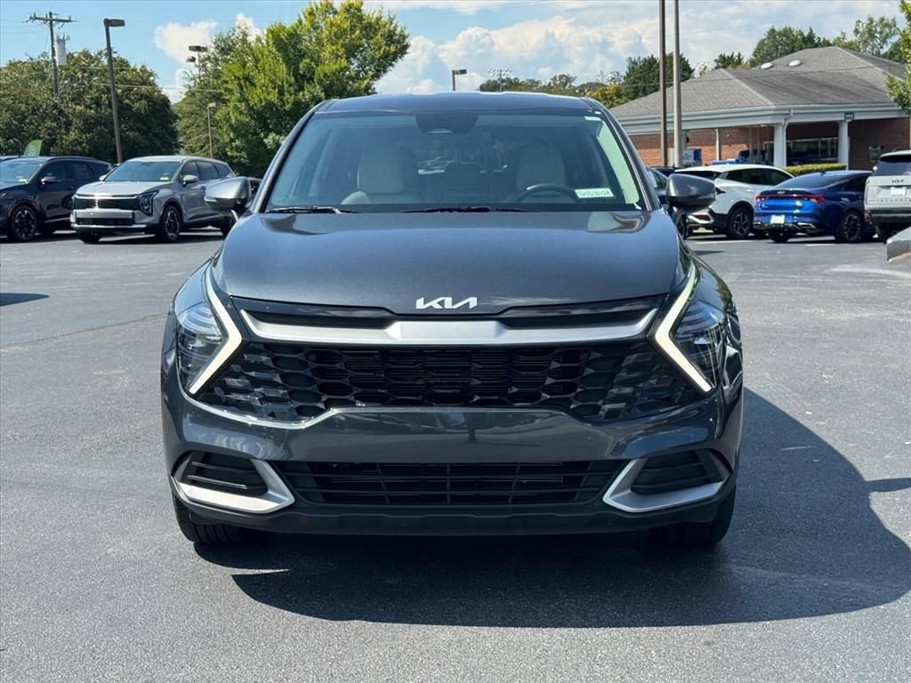 Certified 2024 Kia Sportage EX FWD image 8