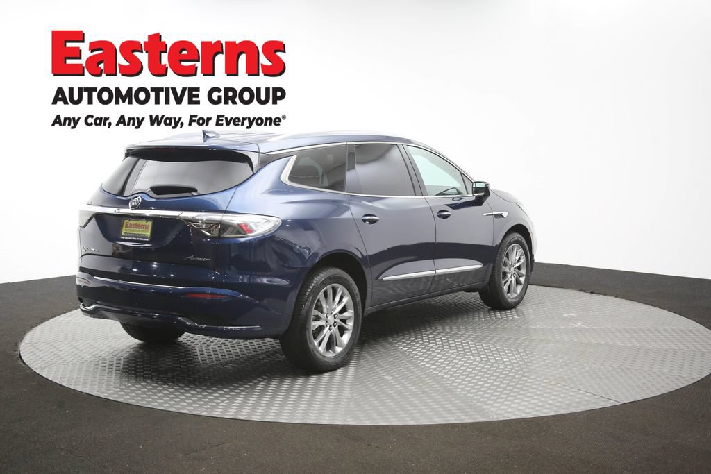 Used 2022 Buick Enclave Avenir w/ Avenir Technology Package AWD/4WD image 44