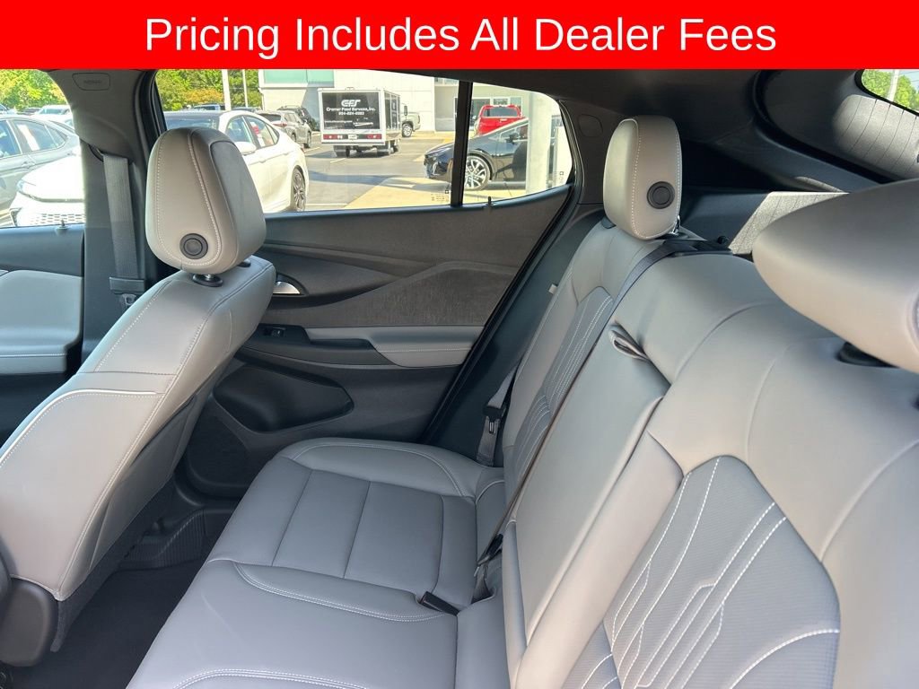 Used 2024 Buick Envista Avenir FWD image 12