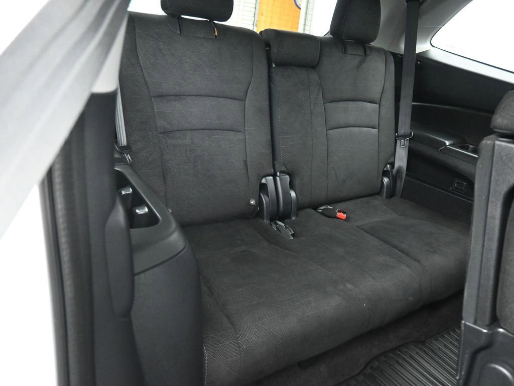 Used 2019 Honda Pilot LX image 45