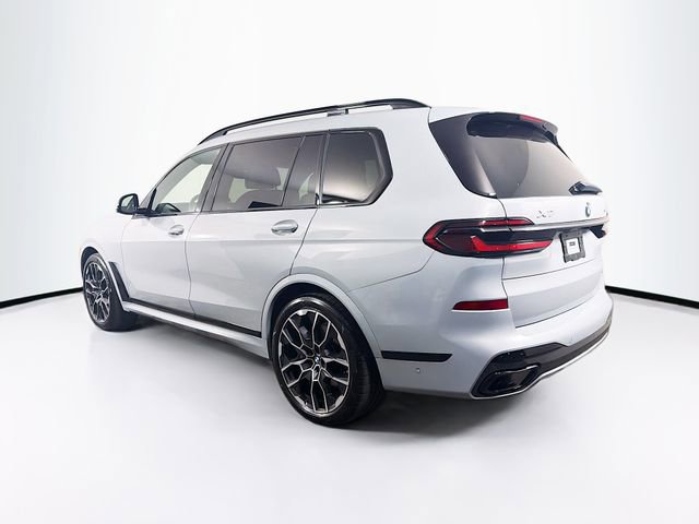 Used 2024 BMW X7 xDrive40i w/ M Sport Package AWD/4WD image 6