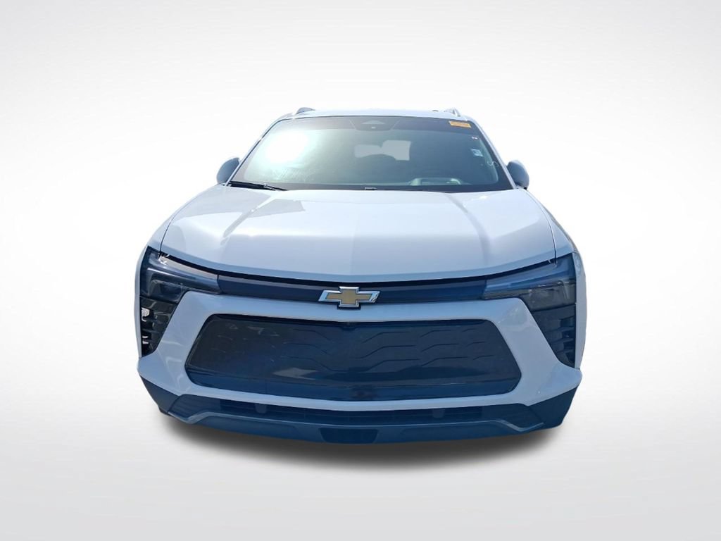 Used 2024 Chevrolet Blazer EV LT AWD/4WD image 2