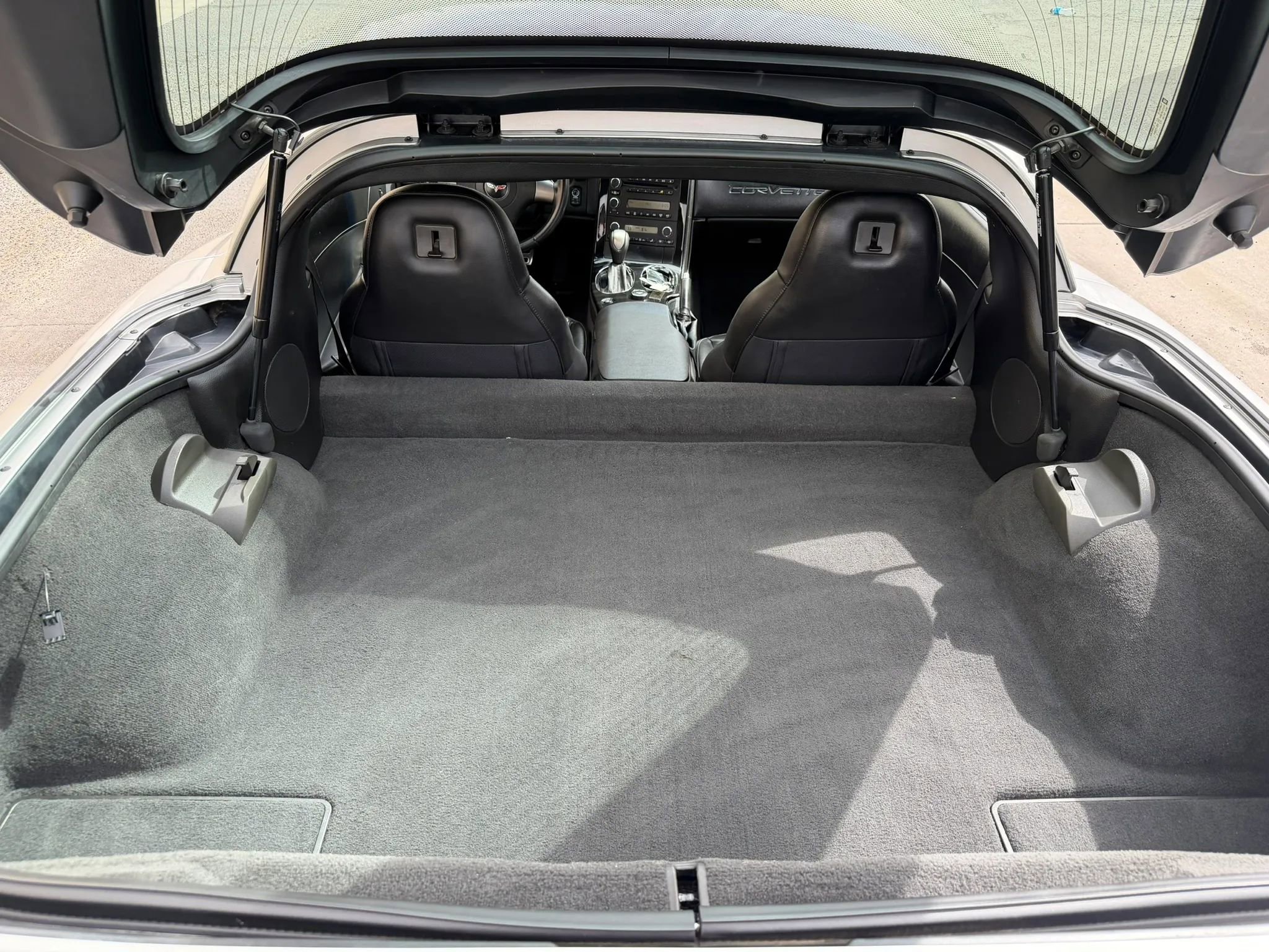 Used 2008 Chevrolet Corvette Coupe image 21