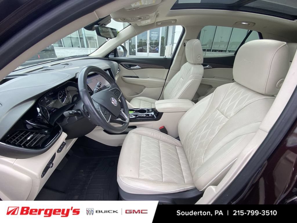 Certified 2021 Buick Envision Avenir w/ Technology Package II AWD/4WD image 23