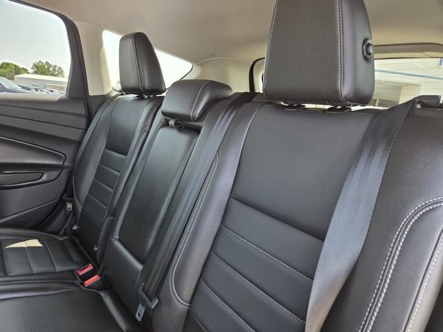 Used 2014 Ford Escape Titanium w/ Equipment Group 401A AWD/4WD image 31