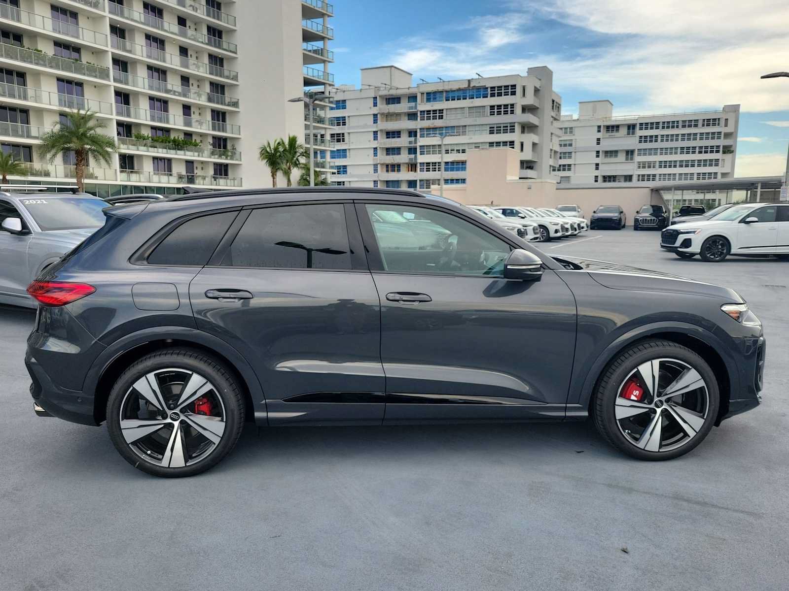 New 2026 Audi SQ5 Premium Plus AWD/4WD image 7