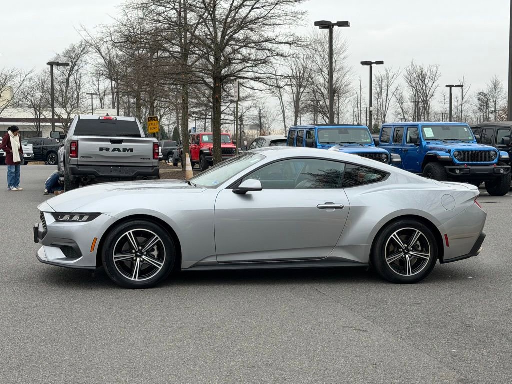 Used 2024 Ford Mustang Premium image 11