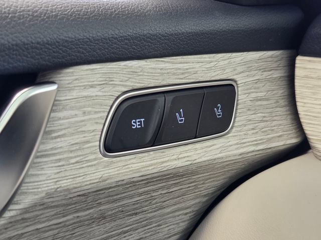 Used 2025 Hyundai Palisade Calligraphy image 41