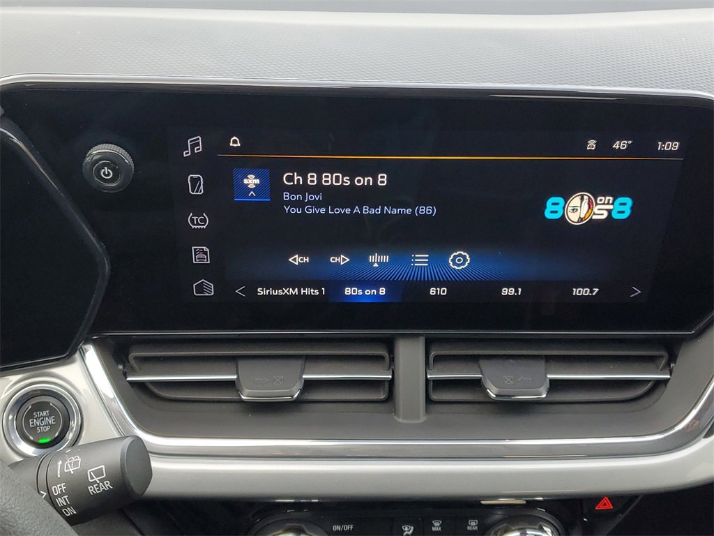 Used 2025 Chevrolet Trax LT image 19