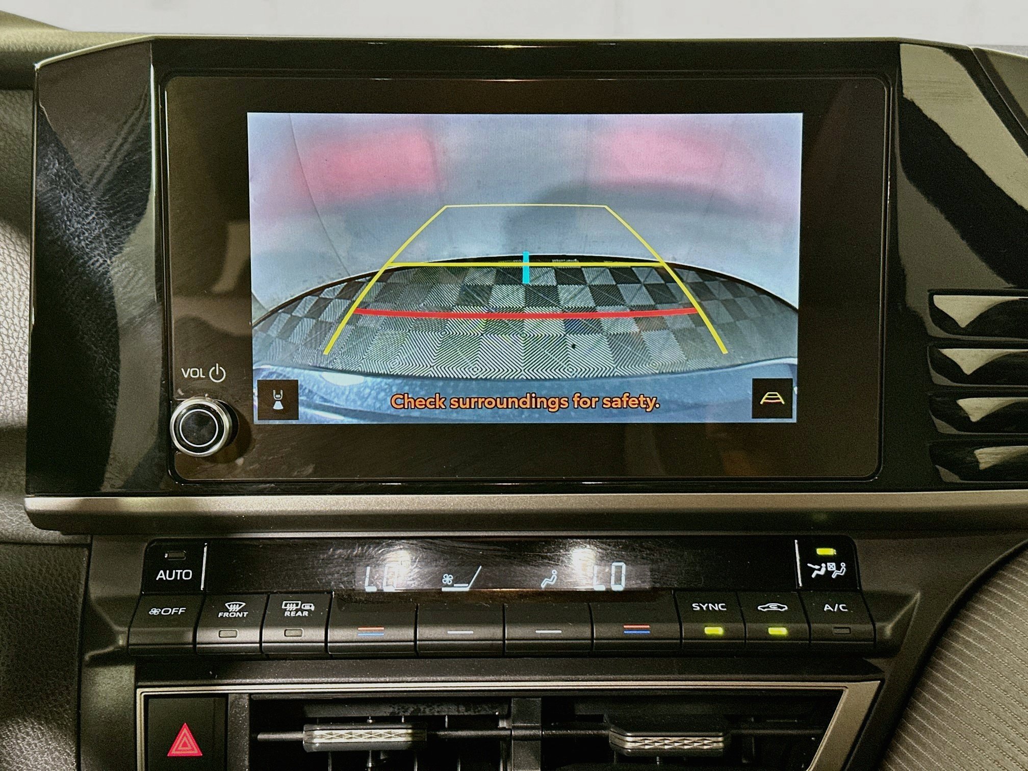 Used 2025 Toyota Camry SE FWD image 25