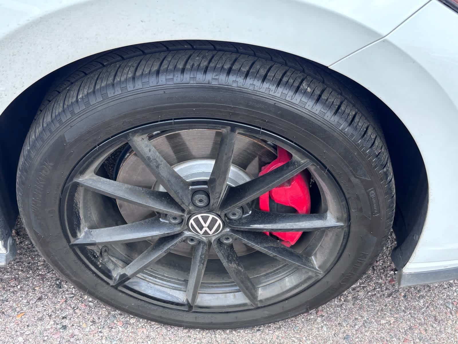 Used 2026 Volkswagen Jetta GLI Autobahn FWD image 8