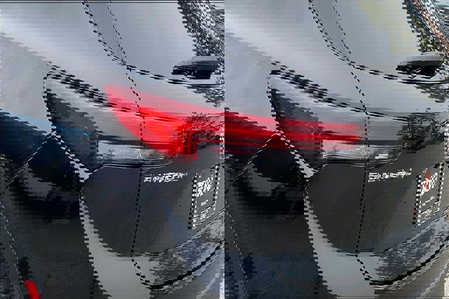 Used 2023 Buick Envision Essence image 29