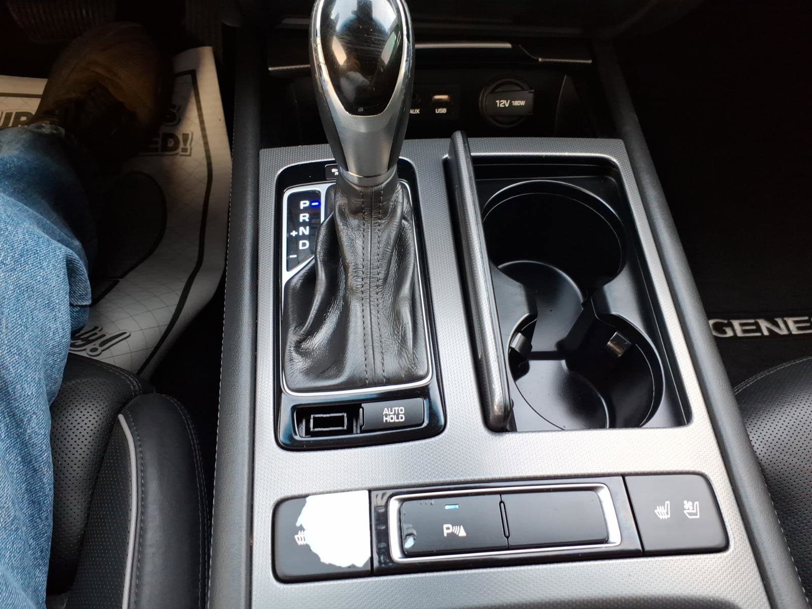 Used 2015 Hyundai Genesis 5.0 image 14