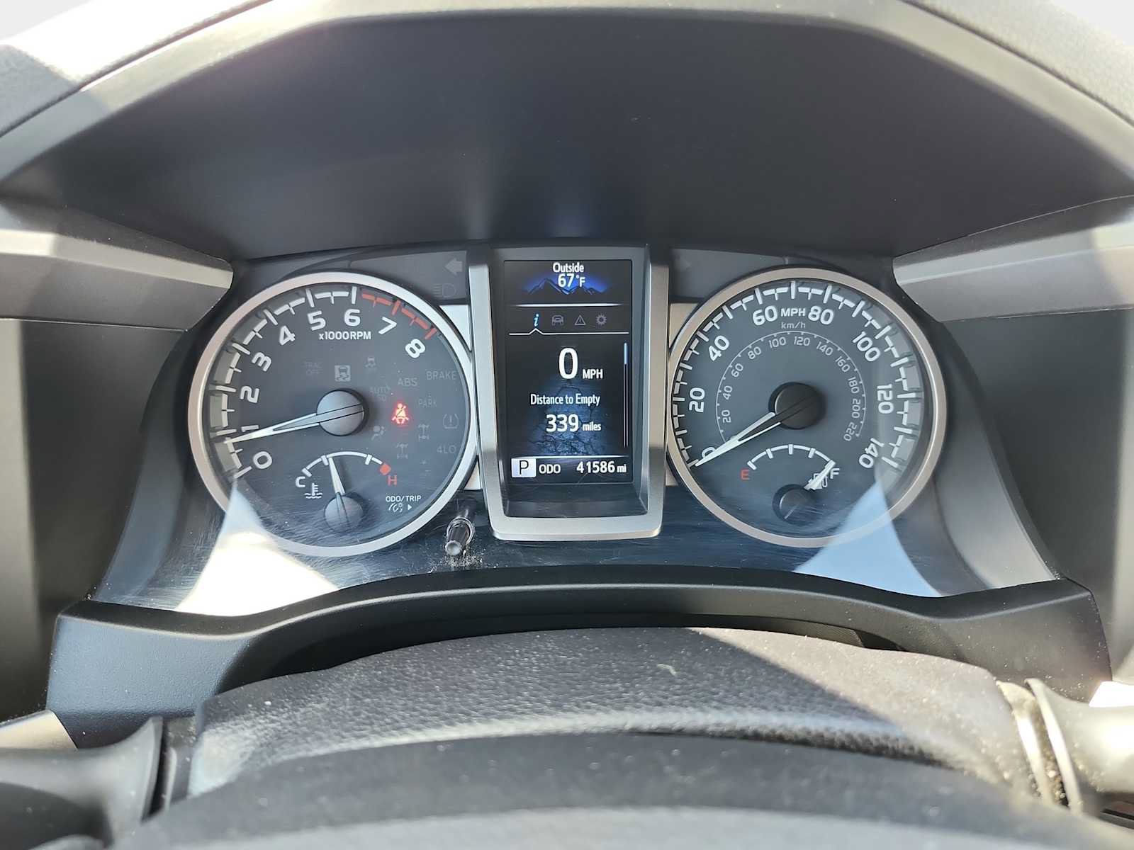 Used 2021 Toyota Tacoma SR5 AWD/4WD image 12