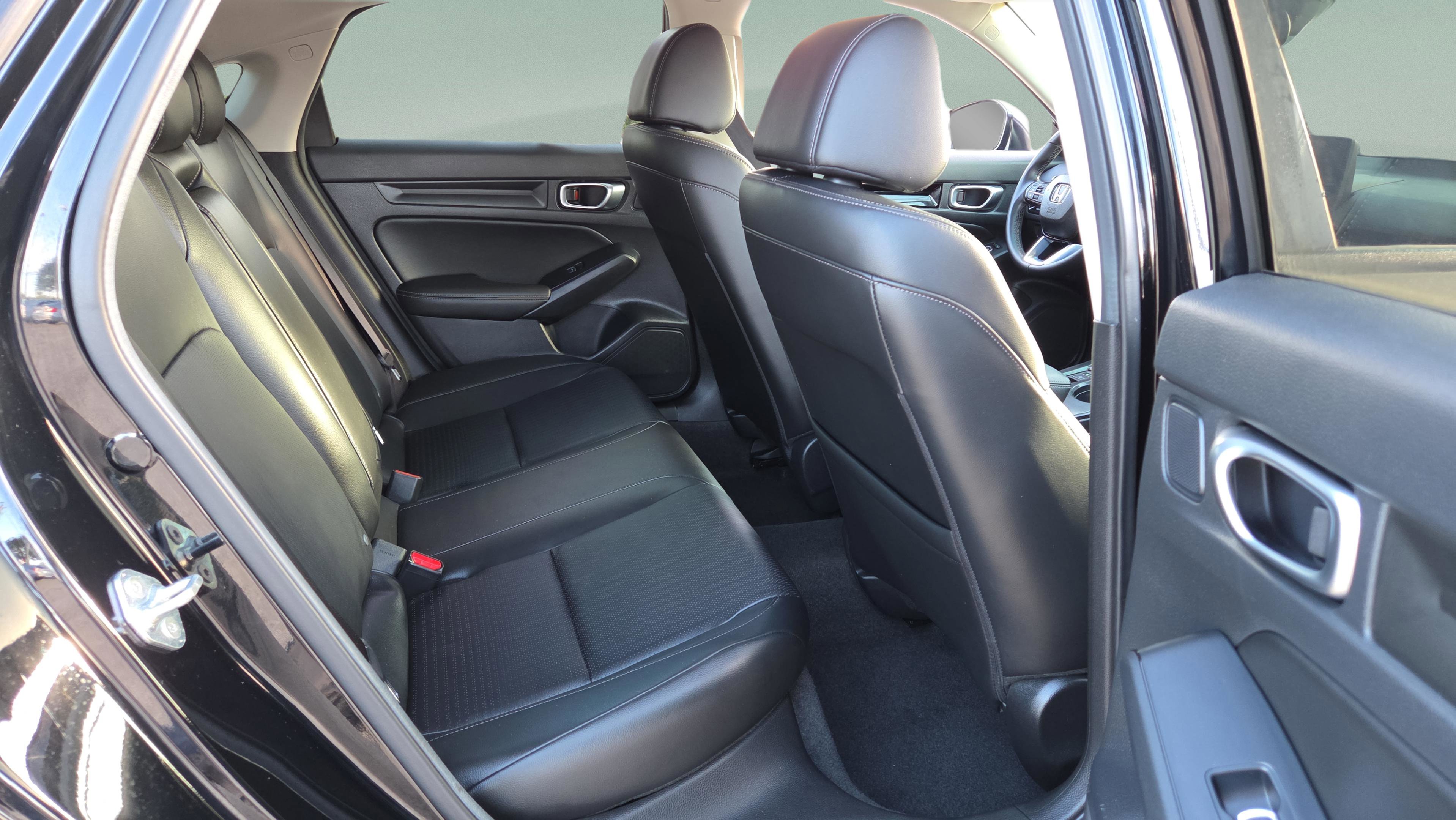 Used 2024 Honda Civic EX-L image 38
