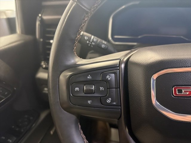 Used 2024 GMC Sierra 2500 AT4 image 37
