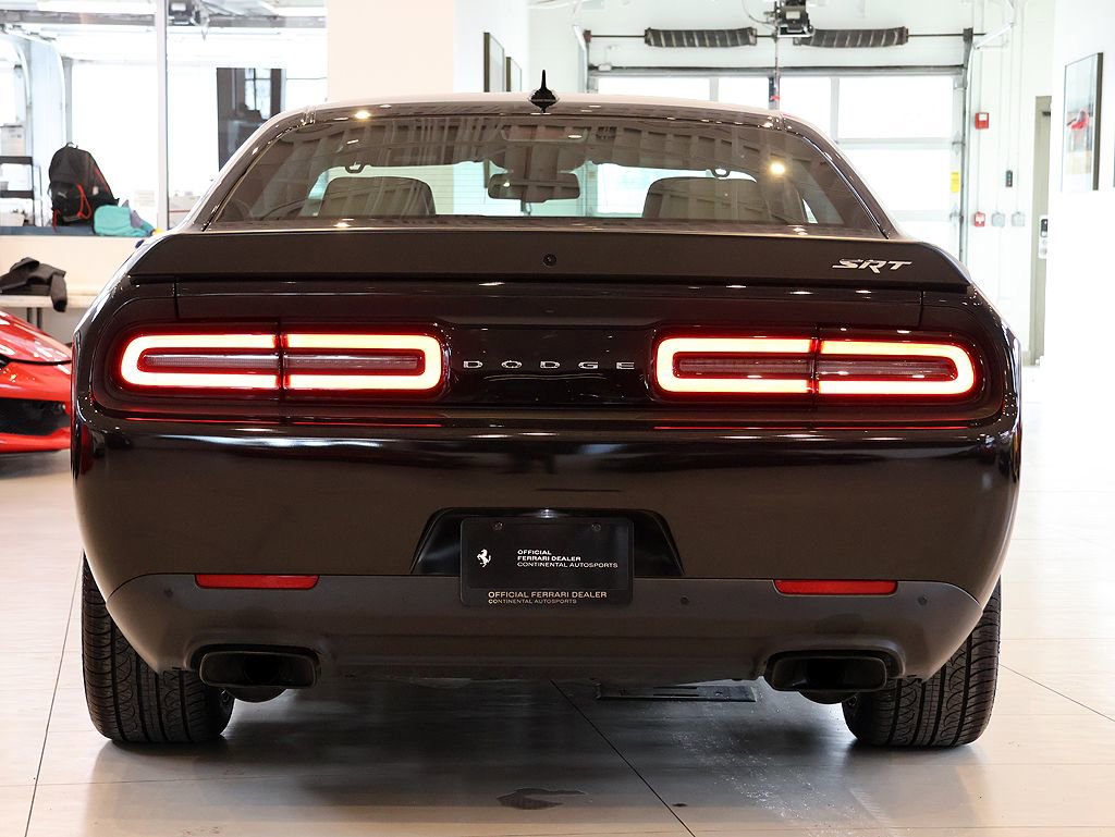 Used 2015 Dodge Challenger SRT Hellcat image 26