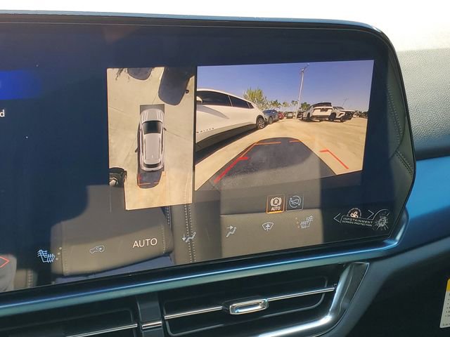 New 2026 Chevrolet Equinox EV LT image 11