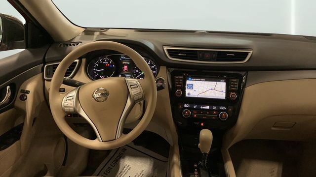 Used 2015 Nissan Rogue SV w/ SV Premium Package FWD image 10