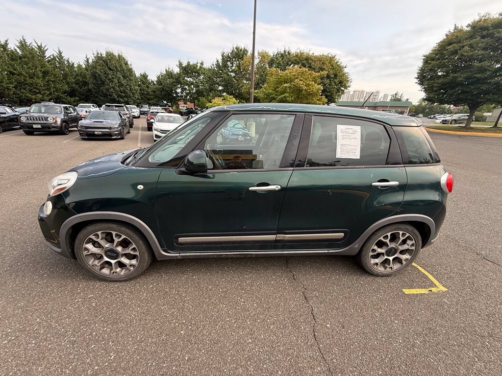 Used 2014 FIAT 500L Trekking w/ Popular Equipment Group FWD image 4