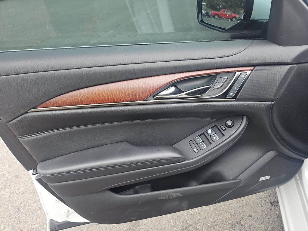 Used 2018 Cadillac CTS Luxury RWD image 8