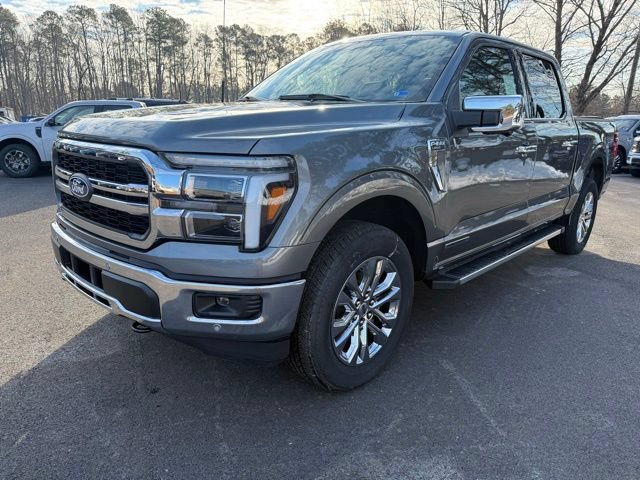 New 2025 Ford F150 Lariat w/ Equipment Group 501A Mid