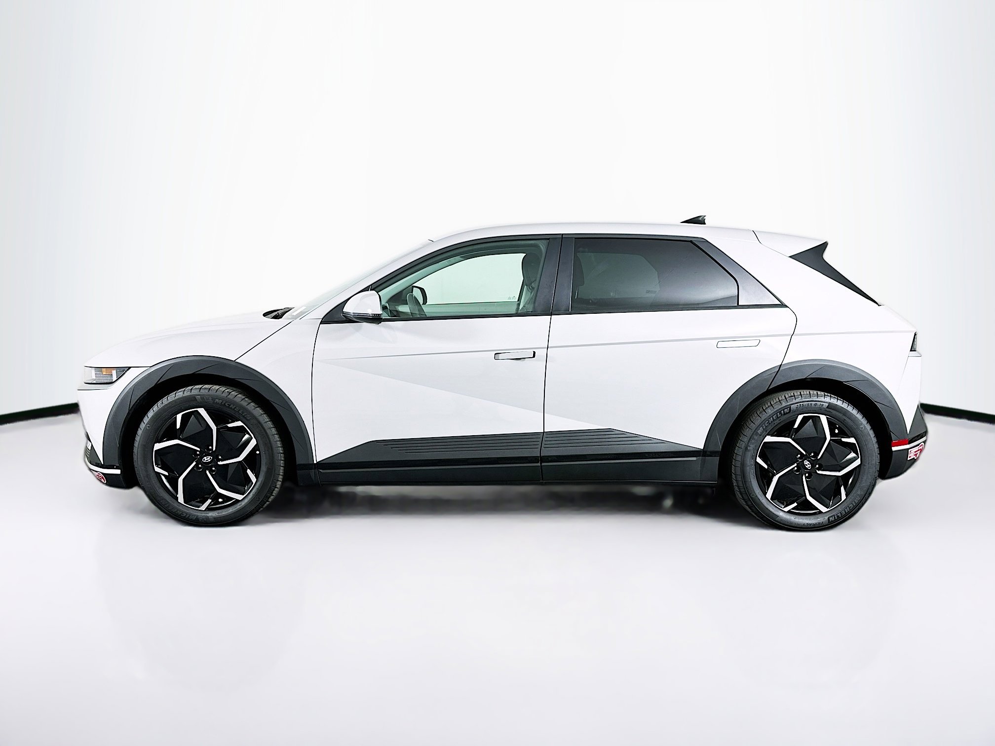 Used 2024 Hyundai Ioniq 5 SEL RWD image 4