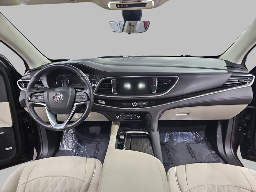 Certified 2024 Buick Enclave Avenir w/ Avenir Technology Package image 11