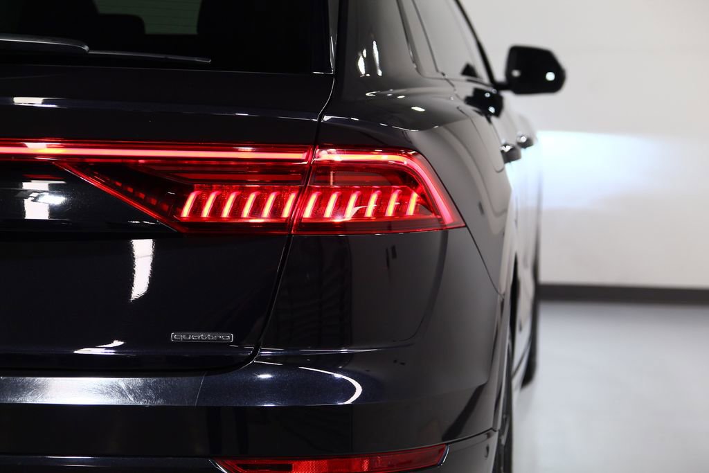 Used 2021 Audi Q8 Premium Plus w/ Premium Plus Package image 15