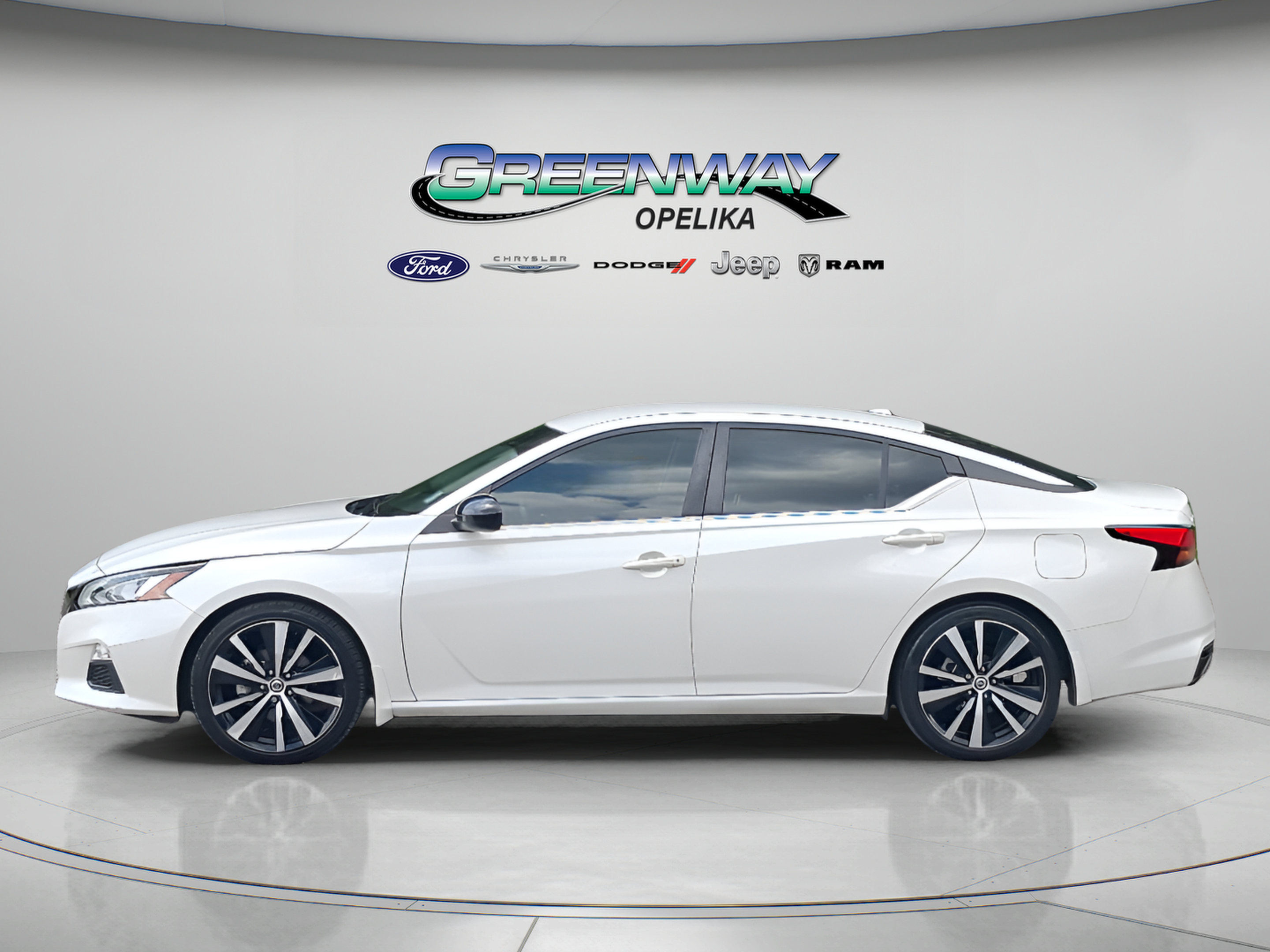 Used 2022 Nissan Altima 2.5 SR FWD image 4
