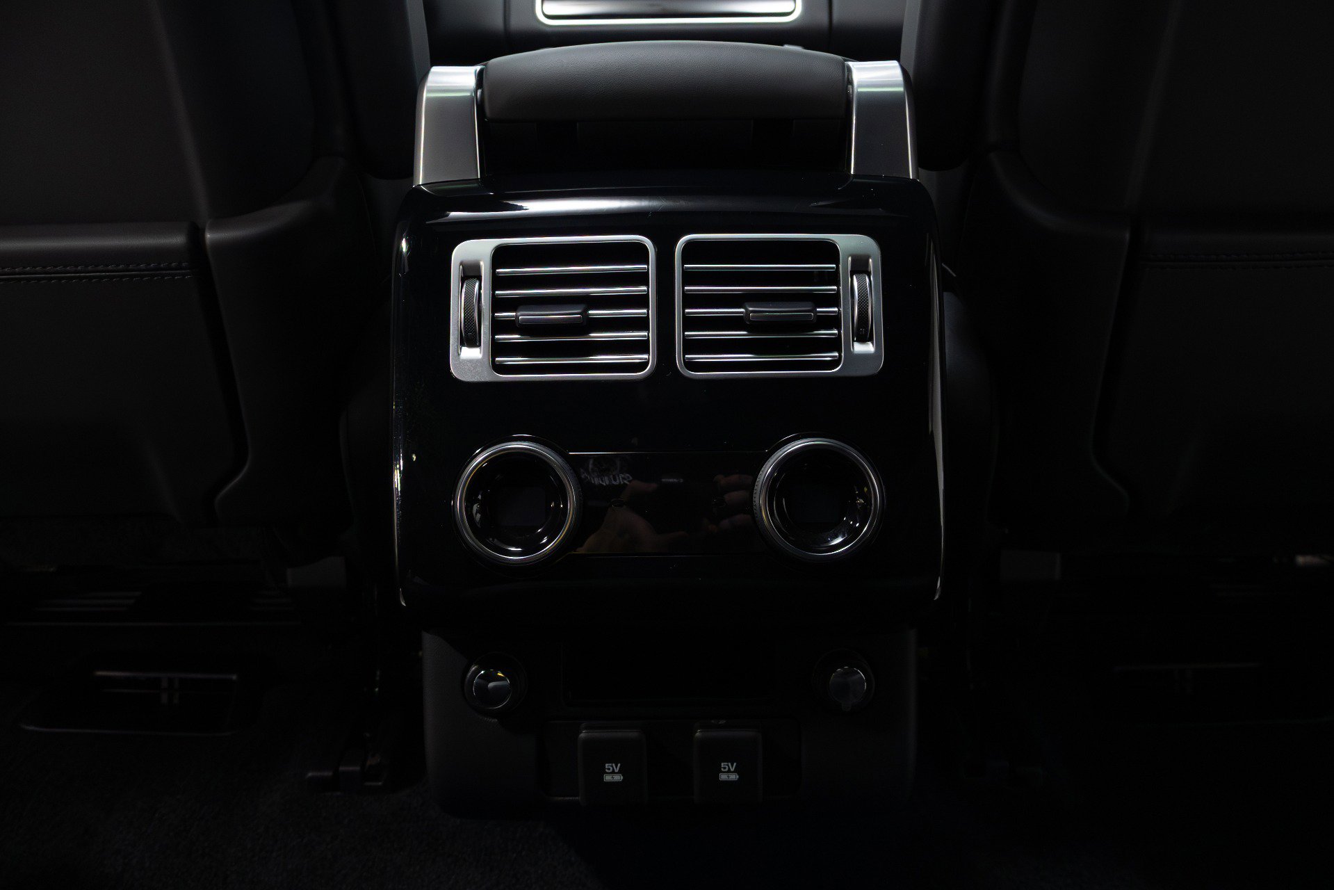 Used 2021 Land Rover Range Rover Westminster Edition image 31