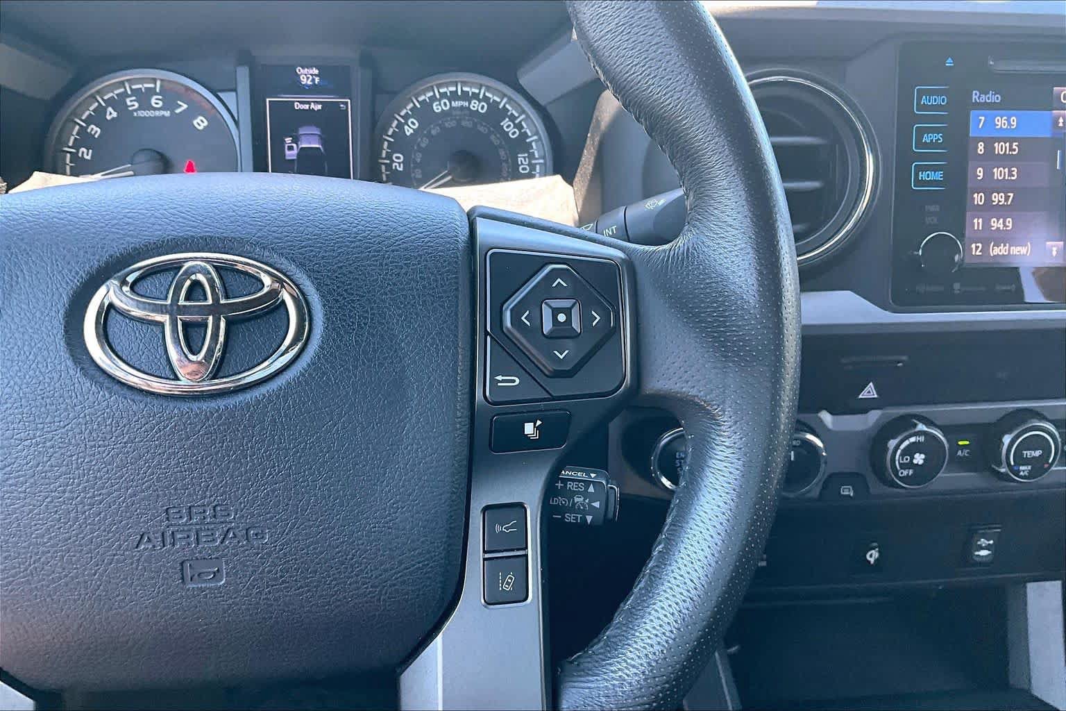 Certified 2019 Toyota Tacoma TRD Off-Road AWD/4WD image 24