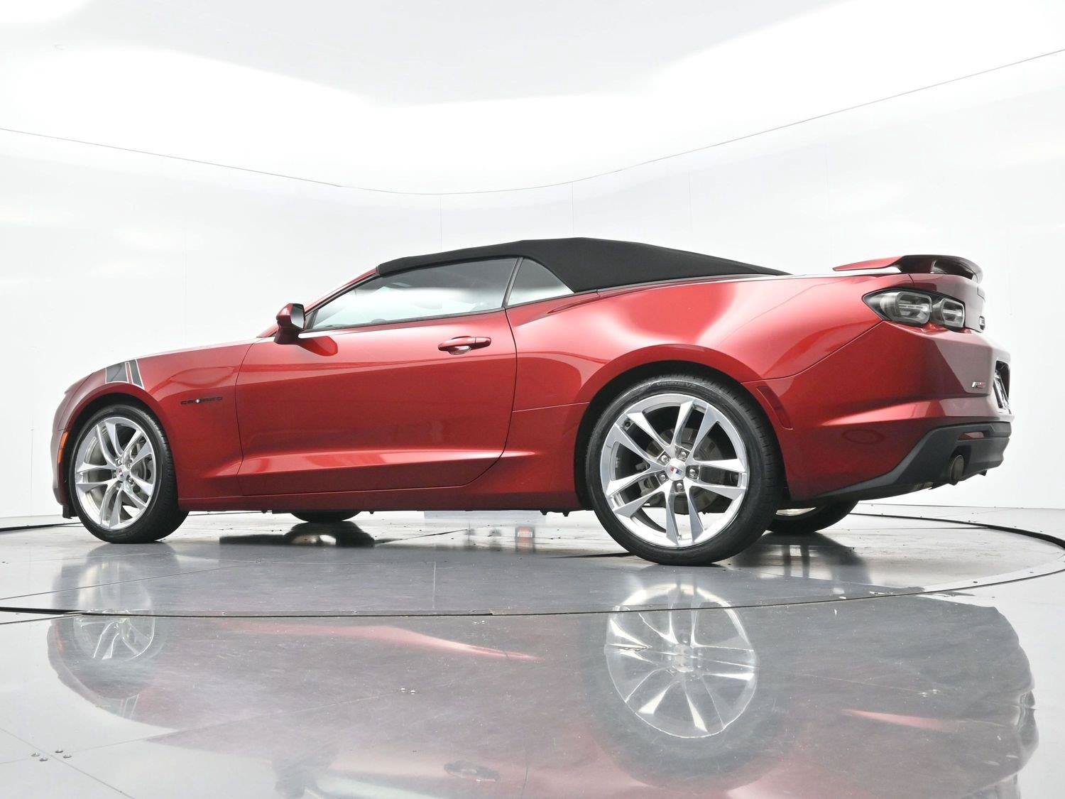 Used 2021 Chevrolet Camaro LT w/ Wild Cherry Design Package 1 RWD image 48