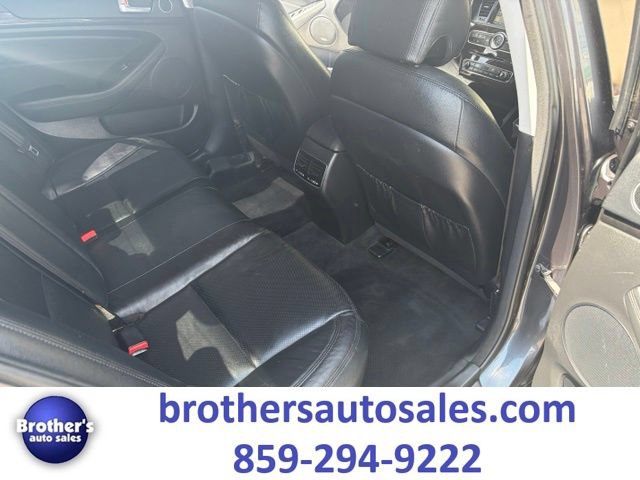 Used 2016 Kia Cadenza Premium FWD image 33