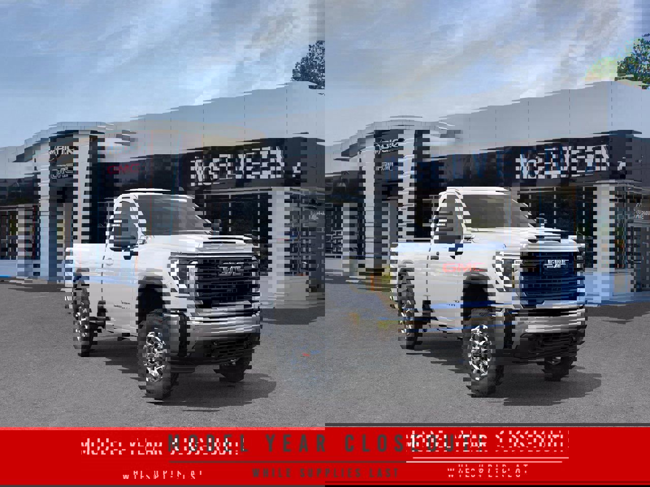 New 2025 GMC Sierra 2500 Pro w/ Convenience Package AWD/4WD image 1