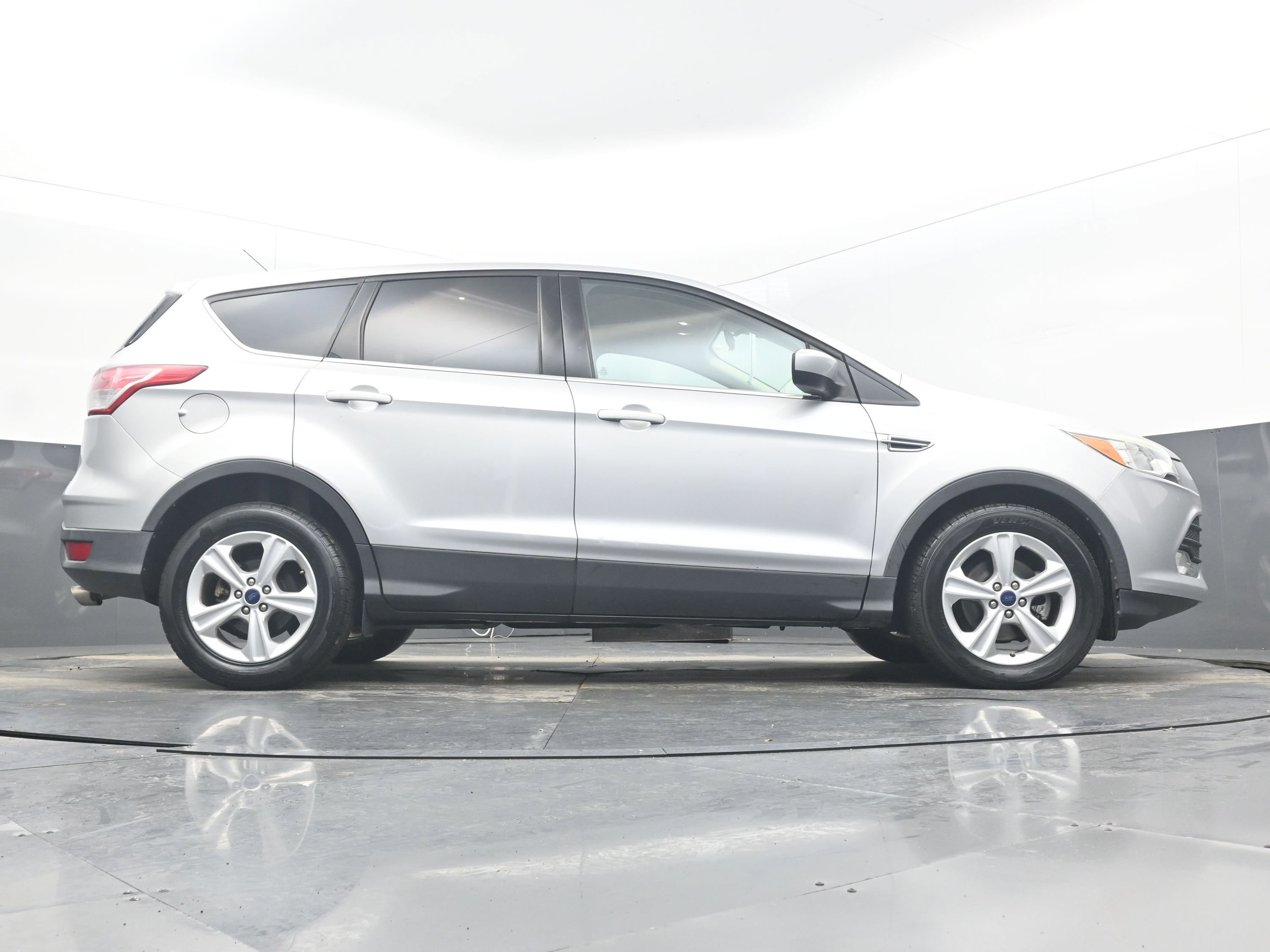 Used 2016 Ford Escape SE image 25