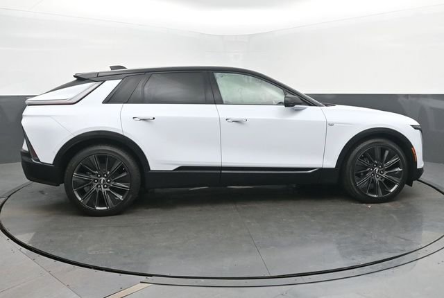 New 2026 Cadillac Lyriq Signature Sport image 6