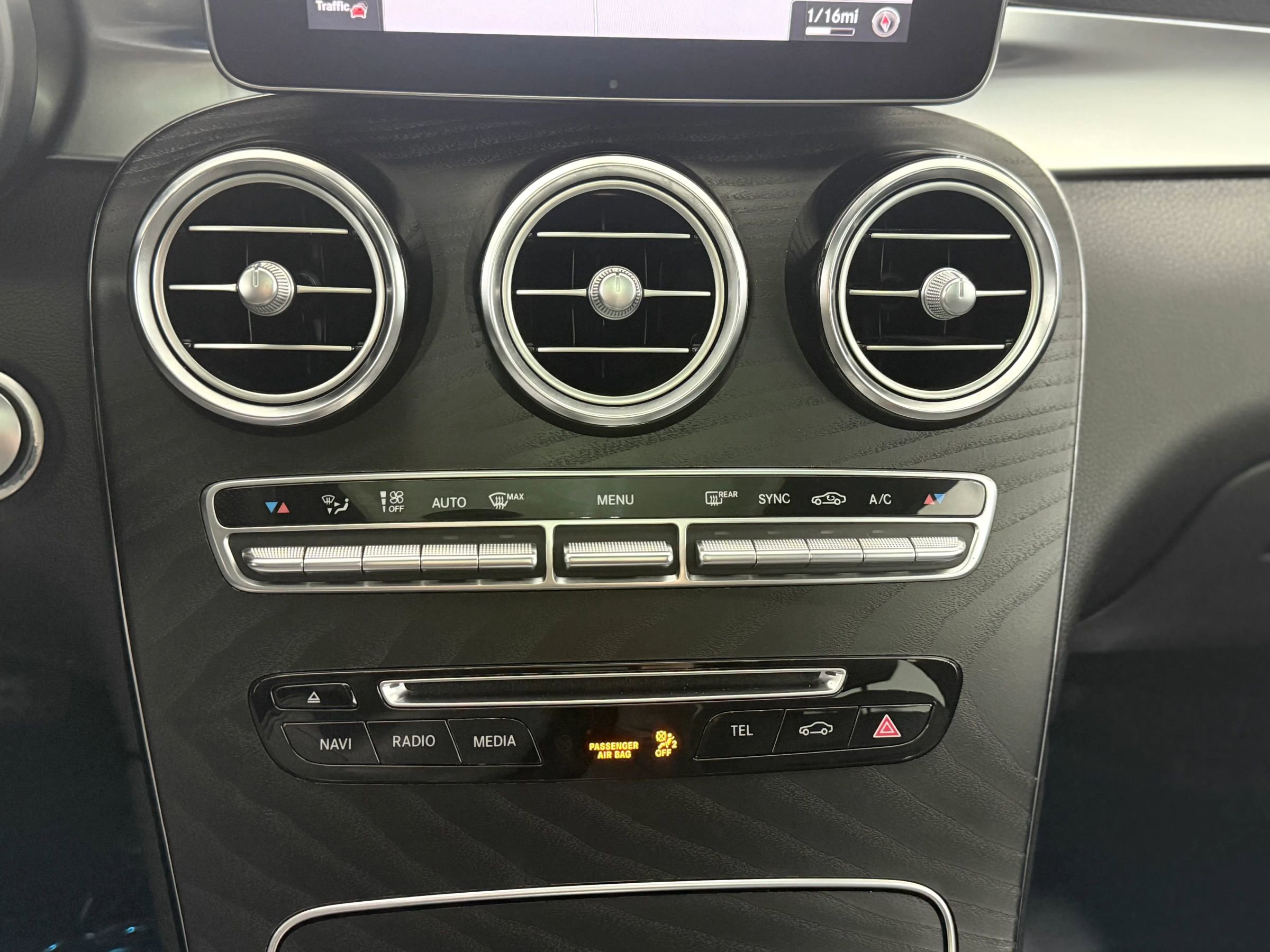 Used 2017 Mercedes-Benz GLC 43 AMG 4MATIC image 24