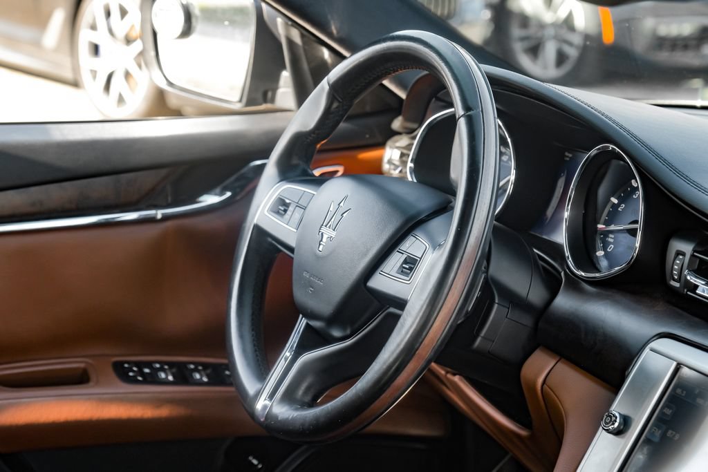 Used 2016 Maserati Quattroporte S RWD image 10