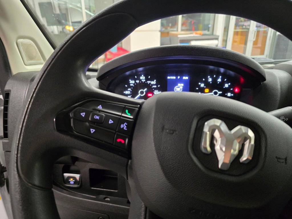 Used 2024 RAM ProMaster 2500 w/ Convenience Group image 18