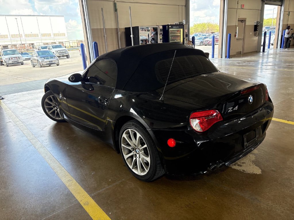 Used 2007 BMW Z4 3.0i RWD image 6