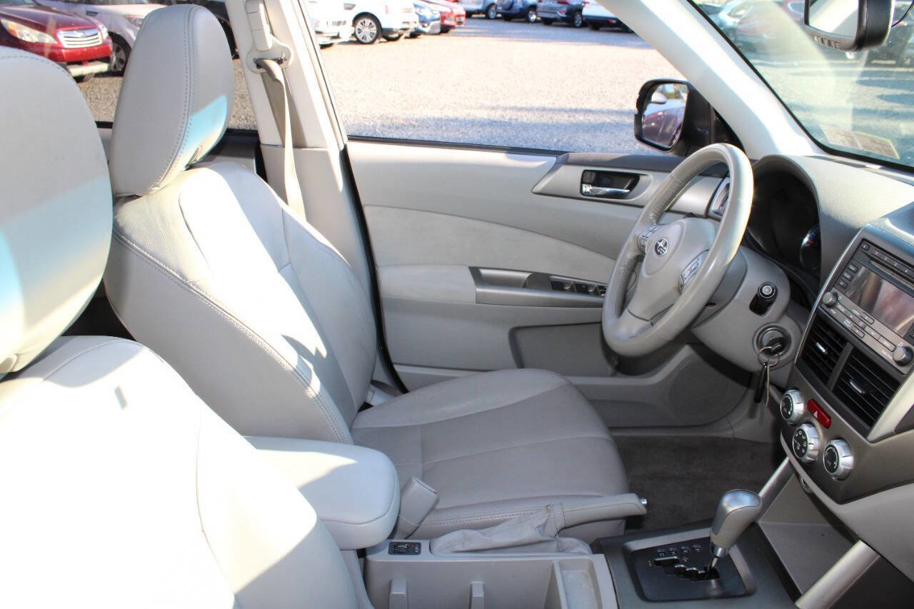 Used 2009 Subaru Forester 2.5X Limited image 11