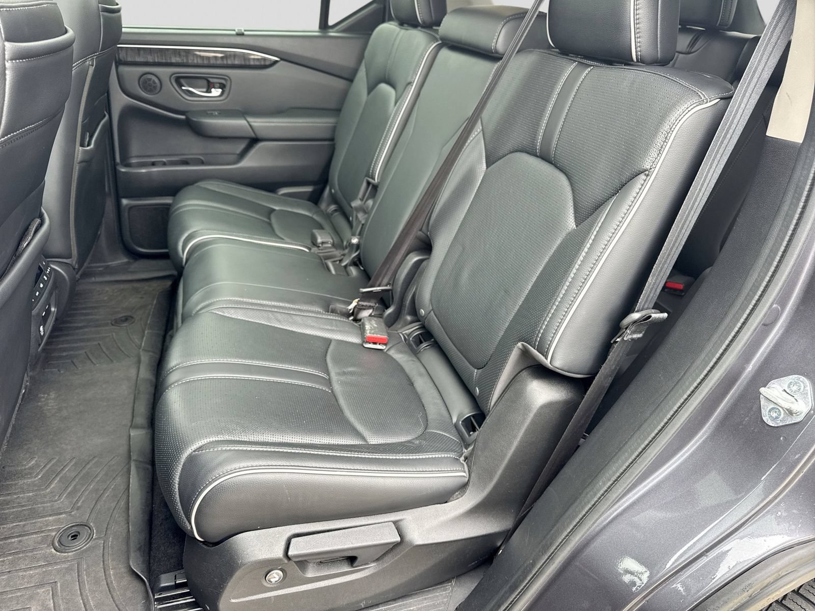 Used 2023 Honda Pilot Elite image 21