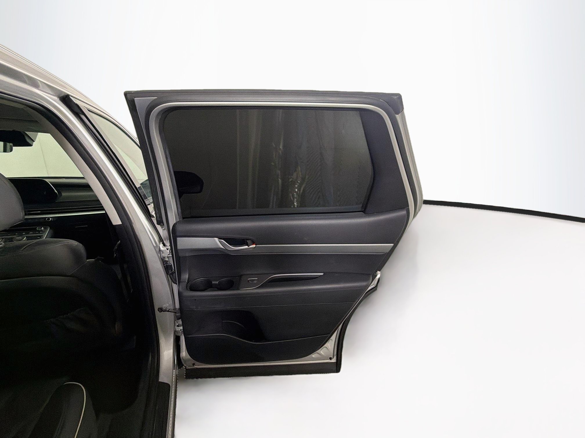 Used 2025 Hyundai Palisade SEL FWD image 32